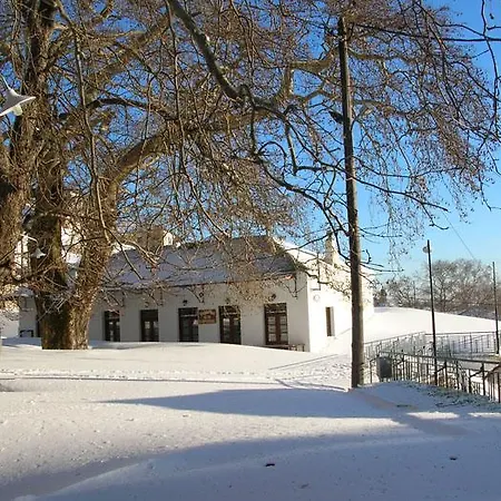 ゲストハウス Village House Agios Lavrentios